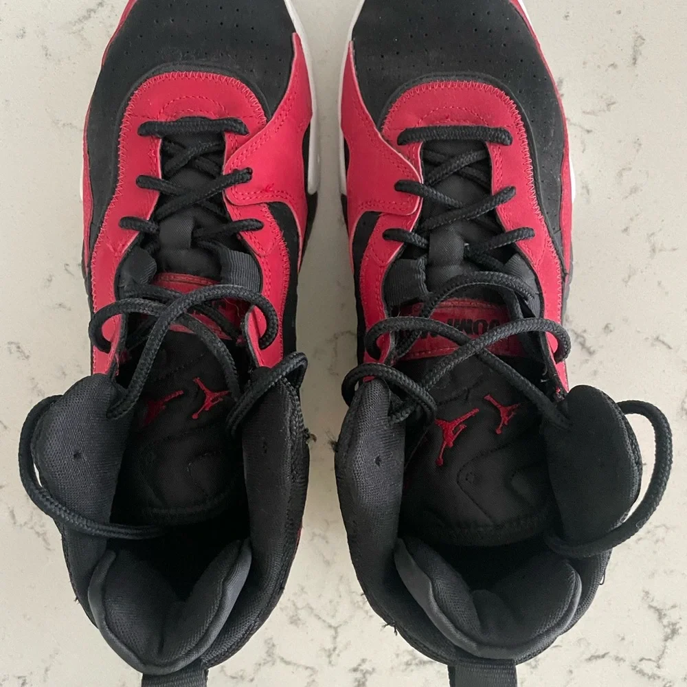 Nike Jordan Pro Jumpman - size 11.5 - Black & Red
